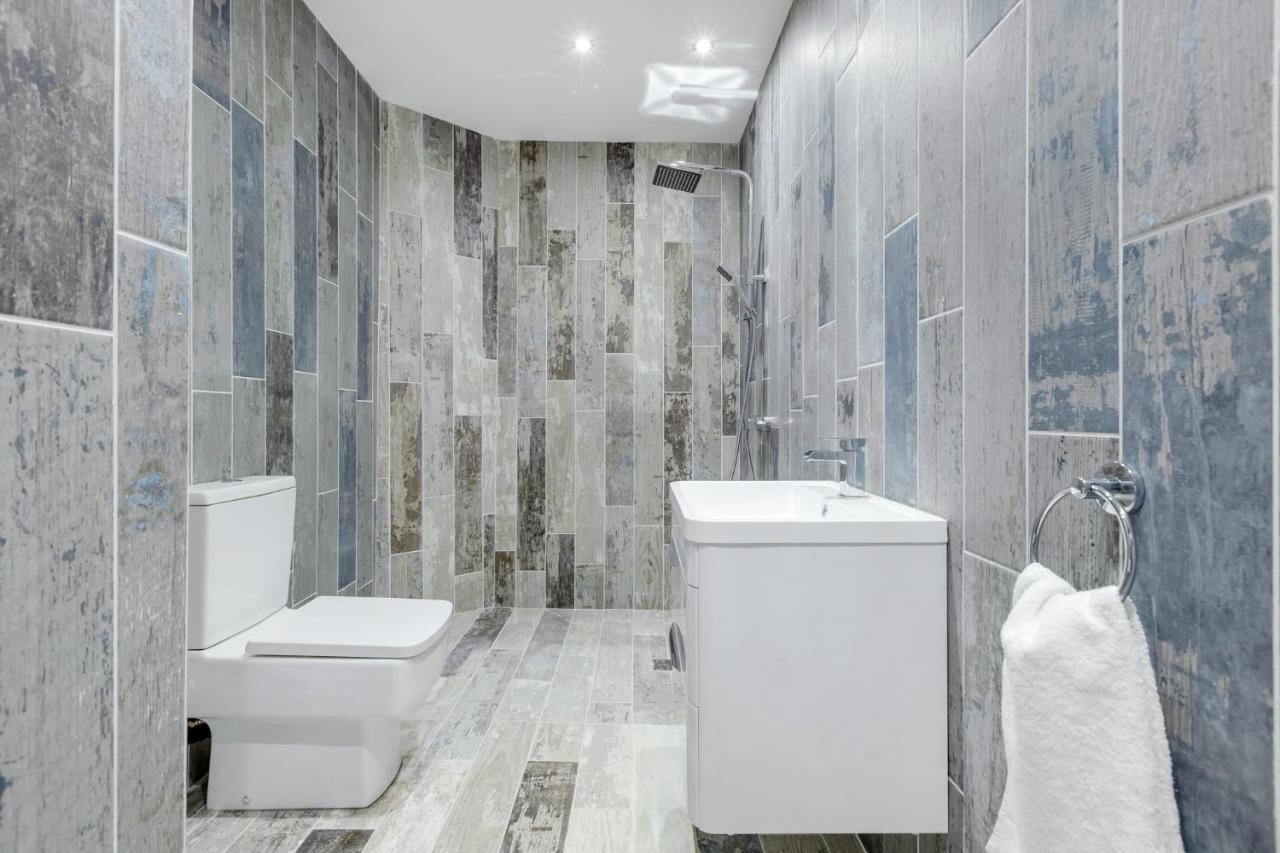 Wellington By Sasco Apartment *